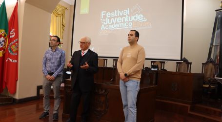 A Câmara Municipal de Elvas apresentou esta sexta-feira, no Salão Nobre dos Paços do Concelho, o cartaz oficial do Festival da Juventude e Académico de Elvas 2026, Chico da Tina, Nuno Ribeiro e Bispo são os cabeças de cartaz.