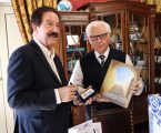 O presidente da Câmara Municipal de Elvas, comendador José Rondão Almeida, recebeu esta segunda-feira, dia 28, nos Paços do Concelho o seu homólogo de Viseu, Fernando Ruas