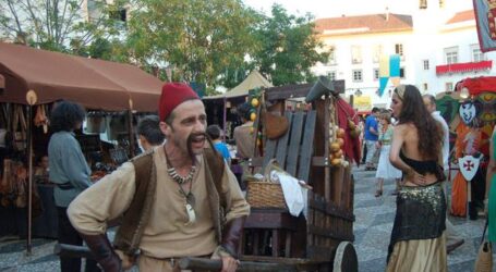 A Câmara Municipal de Elvas organiza o Festival Medieval, na Praça da República, Rua da Cadeia, Portas do Poente, Portas do Sol, entre os dias 4 e 7 de julho.