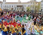 Mais de 1200 crianças, do pré-escolar e primeiro ciclo do Ensino Básico, do ensino público e privado, participaram no desfile do Carnaval Escolar em Elvas