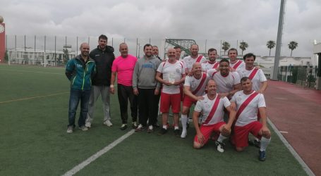 Elvas: A equipa de veteranos que representou o concelho de Elvas nos XXI Jogos do Alto Alentejo sagrou-se campeã, na modalidade de Futebol de 7, em Sousel.