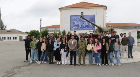 Campo Maior: O Presidente do Município, Luís Rosinha, e o Vereador Paulo Pinheiro, estiveram nos dias 29 e 30 de maio no Regimento de Cavalaria n.º 3 de Estremoz