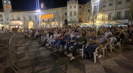 Elvas: O fado foi o protagonista este domingo, 27 de agosto, da última Noite de Verão 2023 na Praça da República.