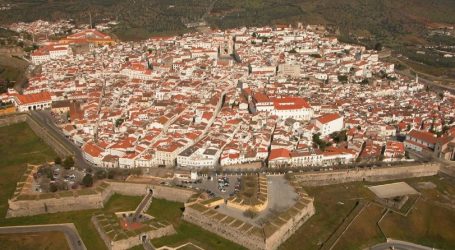 A Câmara Municipal de Elvas vai arrendar, em regime de arrendamento apoiado, oito habitações, no âmbito do projeto de apoio social em vigor.
