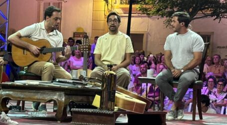 Milhares de pessoas – elvenses e oriundas de vários pontos da região – assistiram na Praça da República na noite desta terça-feira, 27 de agosto, à gravação do programa televisivo “Em Casa d’Amália”, da RTP 1.