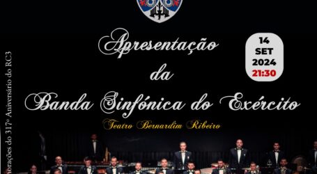 317.º aniversário do Regimento de Cavalaria N.º3 no Teatro Bernardim Ribeiro, em Estremoz