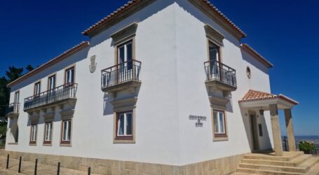 O Município de Marvão informa que decorre, até dia 31 de outubro, o período de candidatura às Bolsas de Estudo Municipais, para o ano letivo 2025/2026