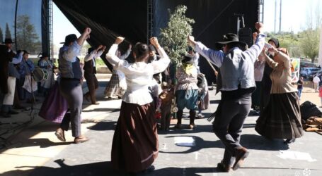 O Rancho Folclórico “As Azeitoneiras” de S. Bento do Cortiço, completou, ontem, o seu 42.º aniversário