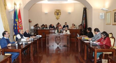 A Câmara Municipal de Elvas reuniu-se esta quarta-feira, dia 12, em sessão ordinária realizada no Salão Nobre dos Paços do Concelho