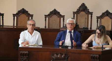 O Presidente da Câmara Municipal de Elvas, Comendador José Rondão Almeida, reuniu, esta segunda-feira com os trabalhadores do Serviço de Higiene e Limpeza
