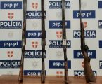 Atividade operacional do Comando Distrital de Portalegre da PSP culmina com três detenções por tráfico de estupefacientes em Portalegre e na apreensão de armas e munições