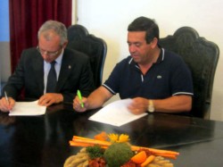 Assinatura_protocolo_LPCC