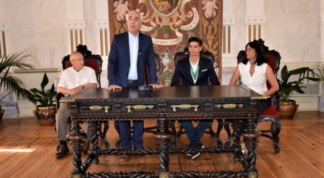 Campeão Europeu de Sub-19 de Futebol homenageado em Évora
