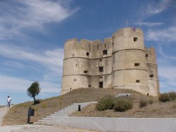 Castelo_de_Evoramonte_wikimedia
