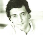 O escritor e jornalista Domingos Amaral vai ser convidado do Café com Letras, evento online