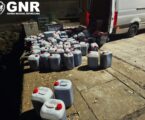Operações da GNR de norte a sul travam redes marítimas de droga: 1 detido e apreendidas 9 viaturas, 2 armas de guerra e cerca de 10 000 litros de combustível