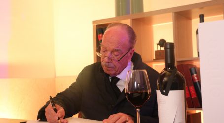 ADEGA MAYOR APRESENTA ENTRE TANTOS, UMA EDIÇÃO ESPECIAL DE HOMENAGEM A RUI NABEIRO