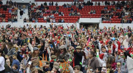 O Projeto Viver a Tradição que já conta com quatro anos de existência, realizou-se, hoje, dia 16 de dezembro, no Coliseu José Rondão Almeida