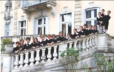 Pequenos_Cantores_Saint_Louis_de_Paris