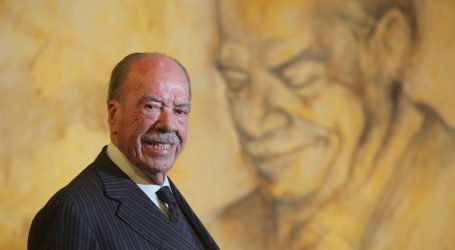 Força Aérea atribui Medalha de Mérito a Rui Nabeiro