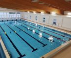 O Município de Alcácer do Sal recuperou a Piscina Municipal Coberta, que volta agora a estar ao serviço da população