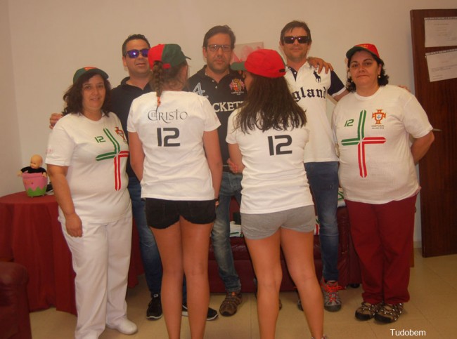 Momento da entrega das lembranças