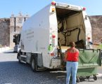 MUNICÍPIO DE ESTREMOZ LAVA E DESINFETA CONTENTORES NO CONCELHO