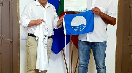 Bandeira azul para embarcações de recreio atribuída a operador na praia fluvial de Monsaraz